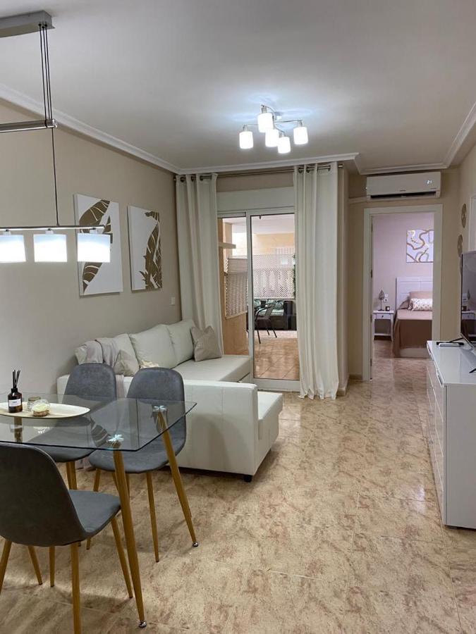 Комфортабельные Апартаменты С Большой Террасой Torrevieja Exterior foto